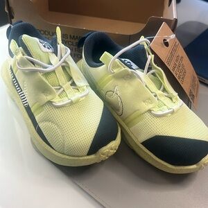 Nike, kids sneaker, NWT, size 10c